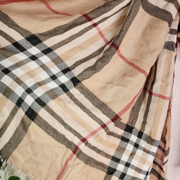 No Brand Preppy Plaid Fringe Scarf - Picture 2 of 5